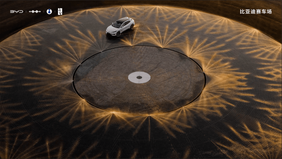 不出, 位卓越赛车