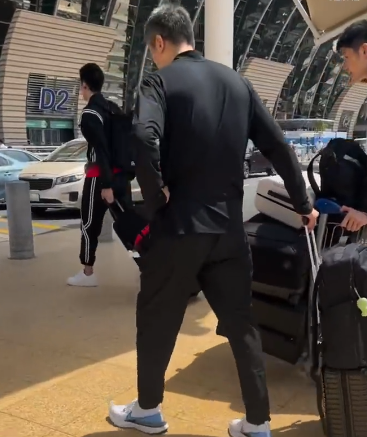 要接受很多, fbbbj, ue