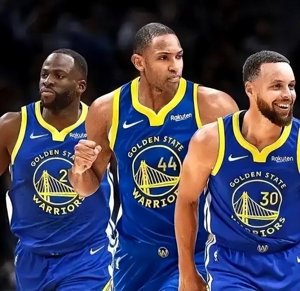 终究年纪摆 终究年纪摆