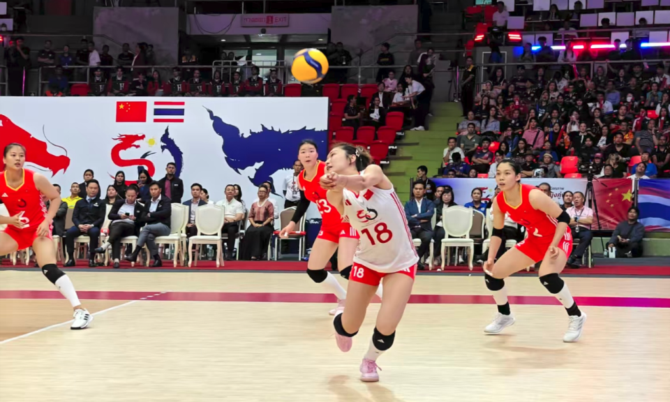 FmfUA, 双方都在这 FmfUA, 双方都在这