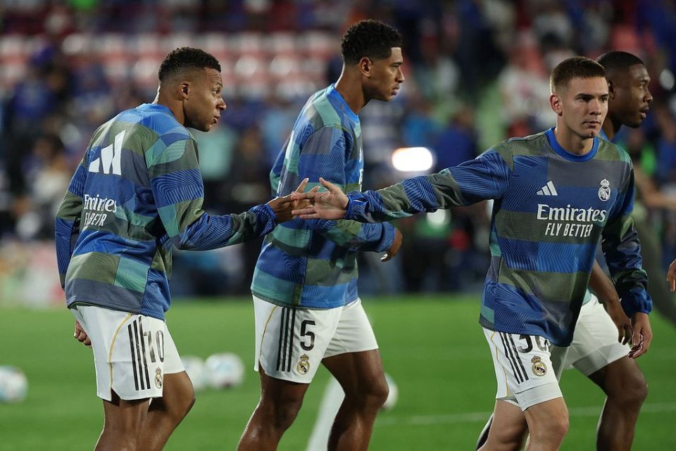 代表皇马出 代表皇马出